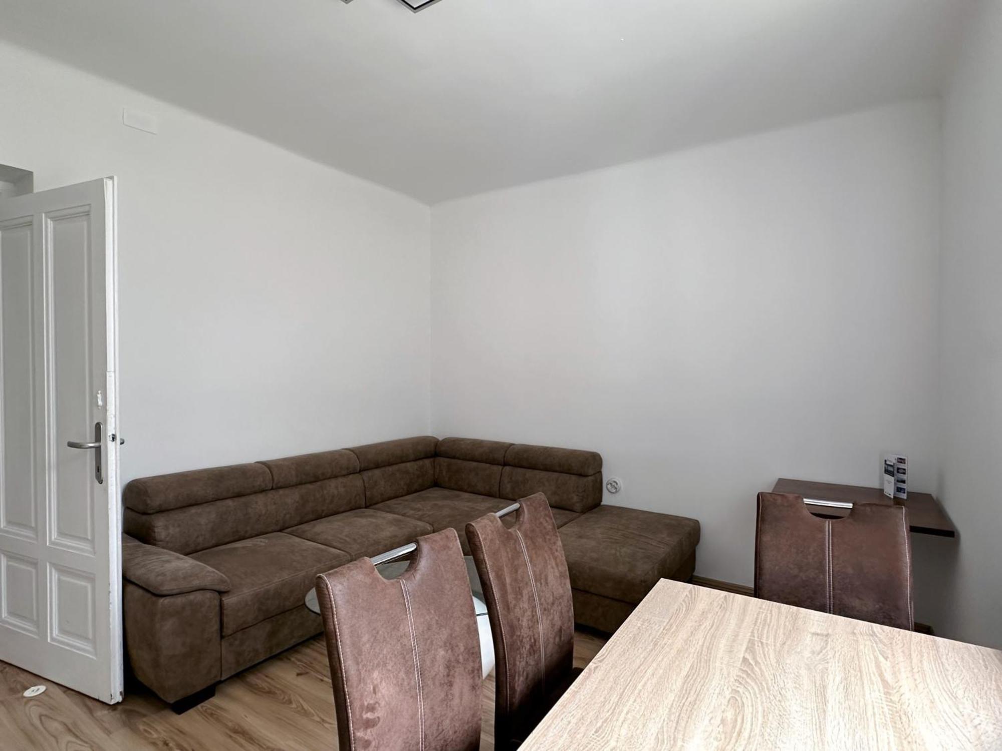 Up Resistances G Apartment Baden Exterior photo
